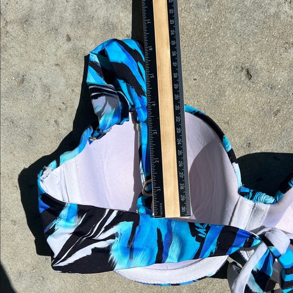 NWOT A.Ché Blue Zebra Print Halter Bikini Top 36C - Picture 4 of 5